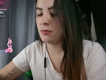 ImSophieFox  live sex cam