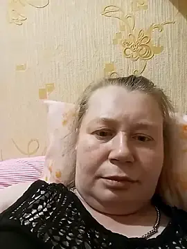 KiraStanton  live sex cam