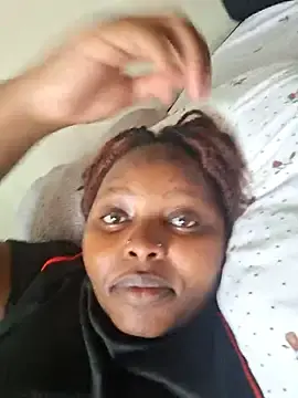 Salliett  live sex cam