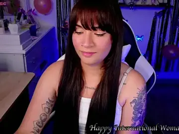 ImLui_lu  live sex cam