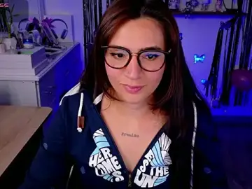 ImLui_lu  live sex cam