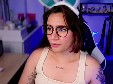 ImLui_lu  live sex cam