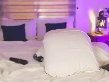 Isa_bonnet  live sex cam