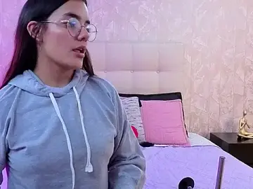 Golden_muse26  live sex cam