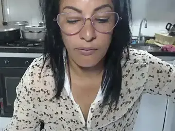 Kateleyagrey  live sex cam