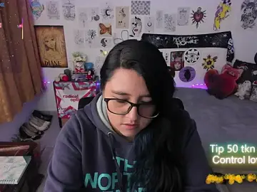 Cherry_blush_  live sex cam