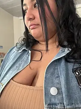 Nicky-222  live sex cam