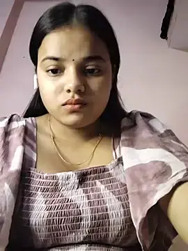 Queen_111  live sex cam