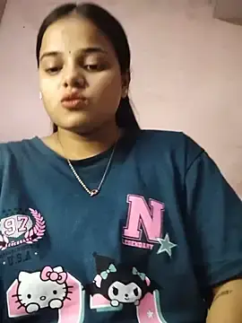Queen_111  live sex cam