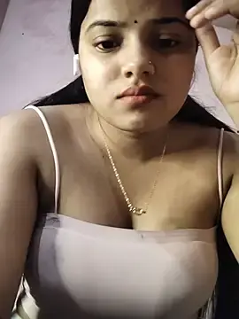 Queen_111  live sex cam
