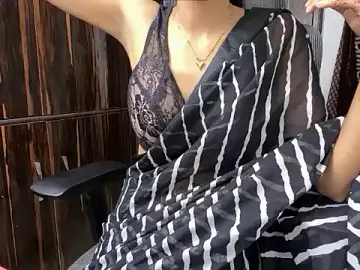Yourmasooka  live sex cam