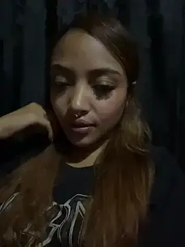BratzDooll  live sex cam
