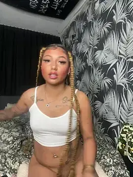 Crazy_Lulu  live sex cam
