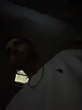 EddieEarl274456  live sex cam