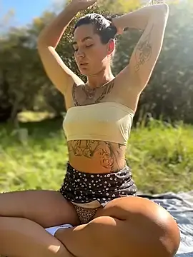 MeekyRich  live sex cam