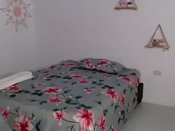 YOULUCYSEXY  live sex cam