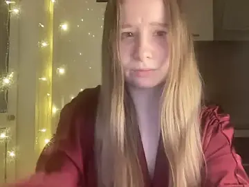 Cutefoxieee  live sex cam