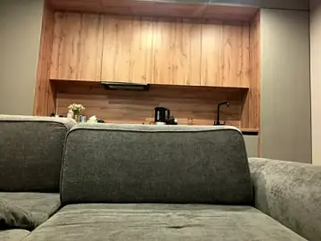 Dewmelt  live sex cam