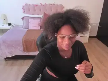 Ebony_fantasy2  live sex cam