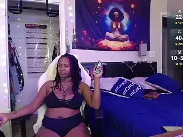 Madame_peitho  live sex cam