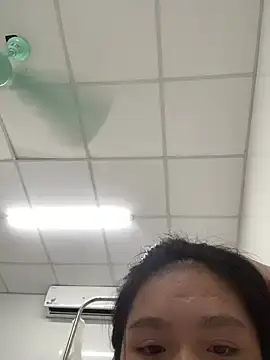 -Saraa  live sex cam