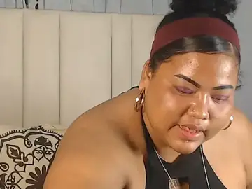 AlishaMonroe_  live sex cam
