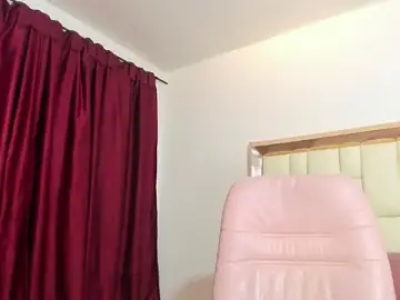 _Caroliina  live sex cam