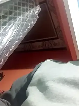 Sophya85  live sex cam