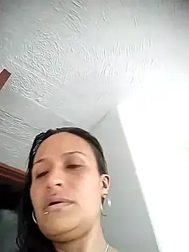 Dianaasmor  live sex cam