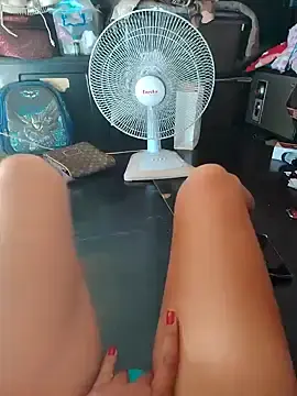 MANILAPUSSYPINAY  live sex cam