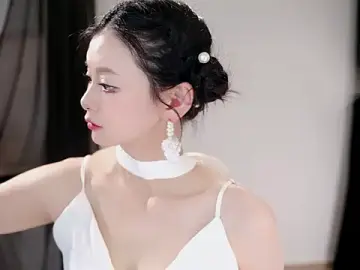 Ocean--Lili  live sex cam