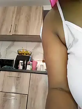 SWEETDOLLY29XX  live sex cam
