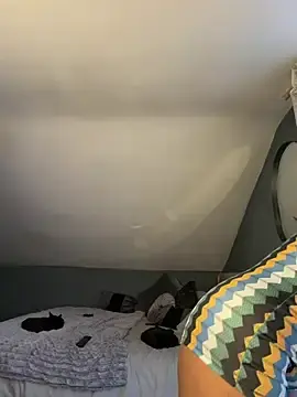 Saskia_xx  live sex cam