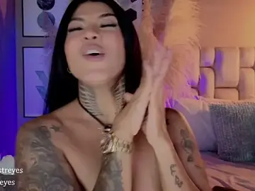 Silvermistt  live sex cam