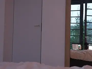Ibiddi  live sex cam