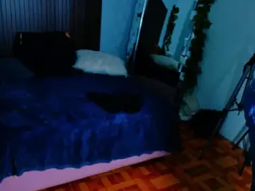 Kataleya03  live sex cam