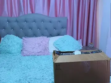 Emiily_Scott1  live sex cam