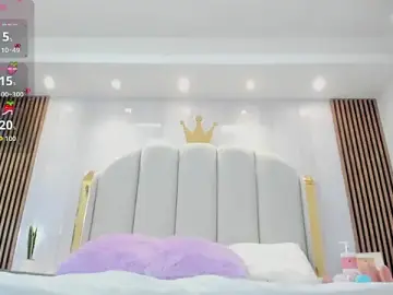 Hana_Queen_  live sex cam