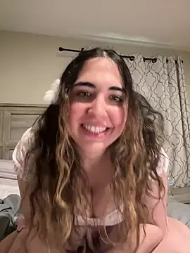 Young_GuliaLena  live sex cam