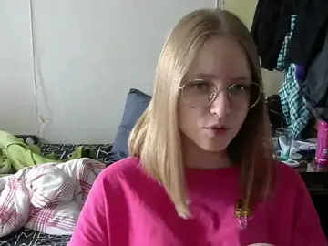 ZenaidaBrookshear  live sex cam