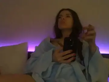 Zephilia  live sex cam