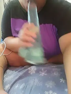 Chocolate_bella  live sex cam