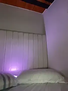 Abbi_Gomez  live sex cam