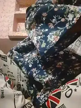 Ayesha_khan2  live sex cam