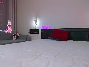 Kittie_mia  live sex cam