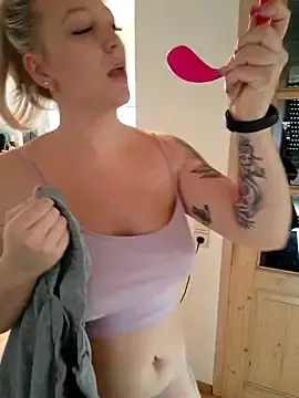 Milas_Dreams__Stripchat  live sex cam