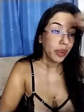 Mmelissaa  live sex cam