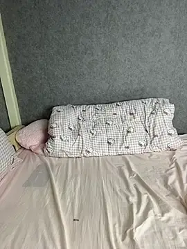 Huinei_a  live sex cam