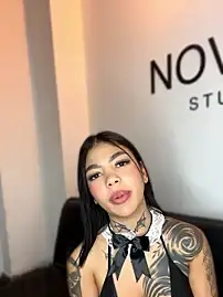 CamilaGomezz  live sex cam