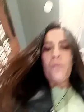 Lena-32  live sex cam